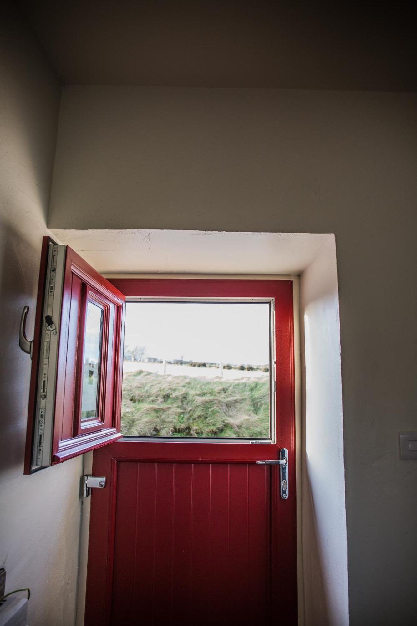 Dans Wee Cottage Slieve Croob Dromara Castlewellan Newcastle מראה חיצוני תמונה